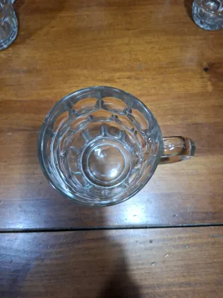 Jarras de cerveza de cristal