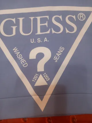 Felpa corta Guess con cappuccio