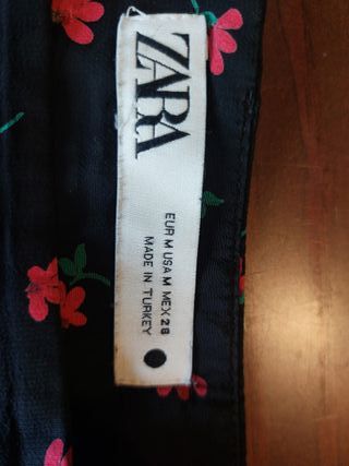 Falda midi Zara