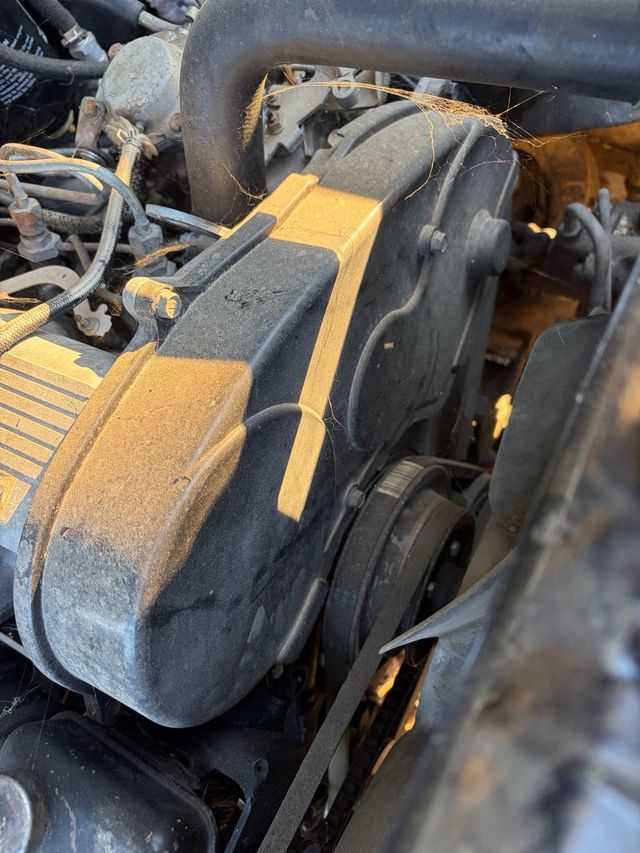 Tapa distribución Mitsubishi Pajero