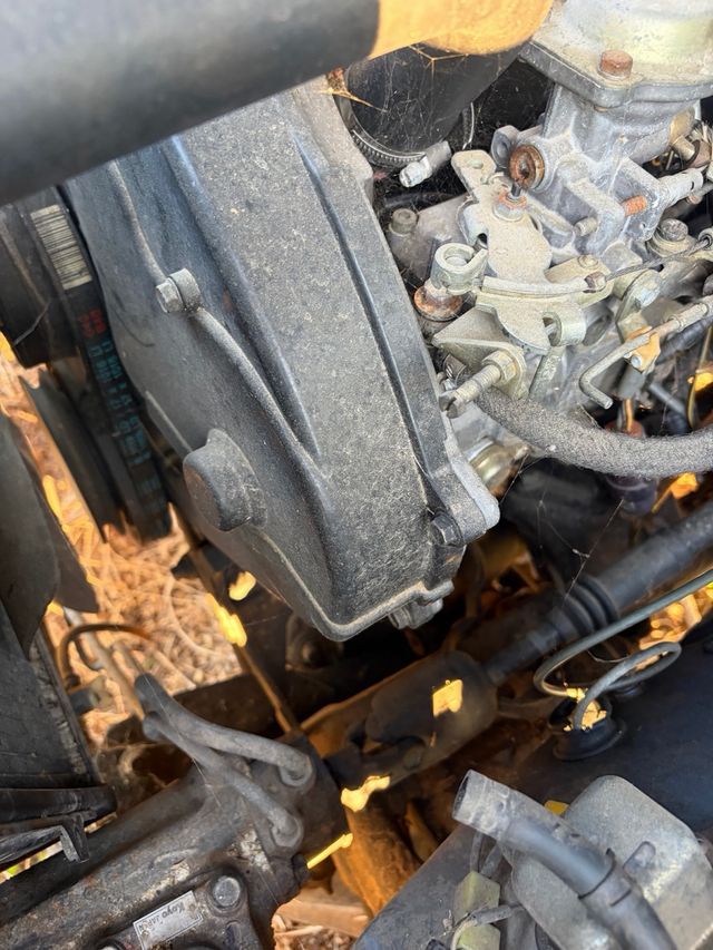 Tapa distribución Mitsubishi Pajero