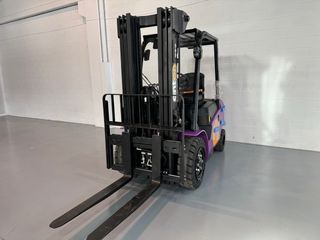 Carretilla Elevadora Litio Antón by Jungheinrich