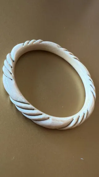 Lote 2 Brazaletes Antiguos y abanico