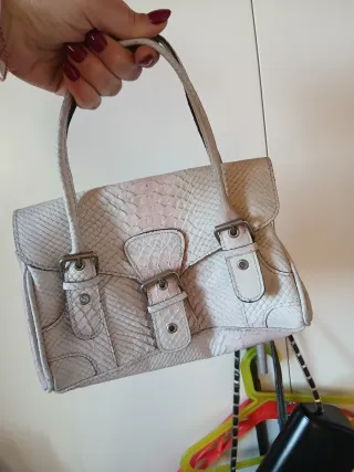 Borsetta a mano effetto pitone