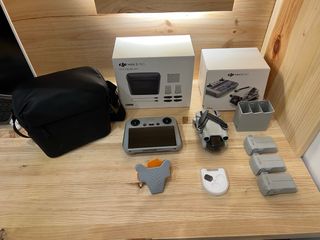 DJI Mini 3 Pro + Fly More Kit + Funda original DJI