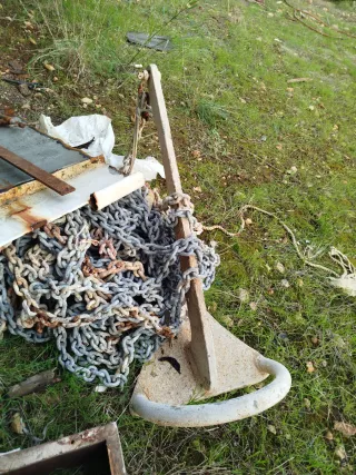Ancla de barco con cadena de 30 metros