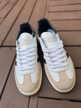 Adidas Spezial Beige/Blanco Talla 39 Nuevas