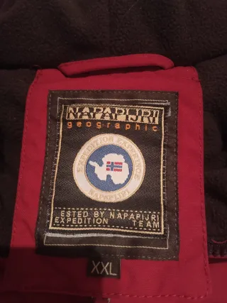 Chaqueta Napapijri Roja Talla XXL mujer
