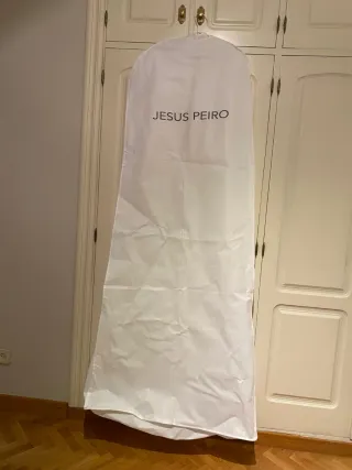 Funda traje novia Jesús Peiró