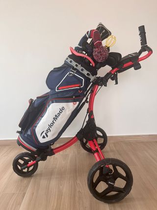 Bolsa y palos de golf TaylorMade