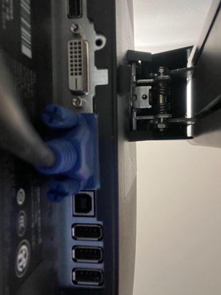 Monitor Dell 22” VGA