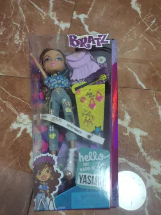 Muñeca Bratz Yasmin Poetry Princess