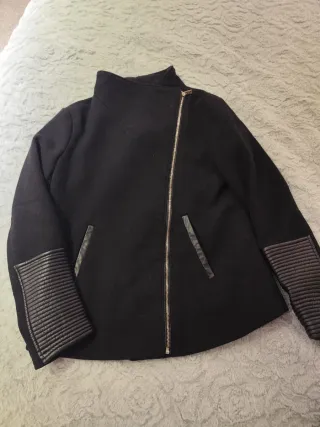 Chaqueta negra L