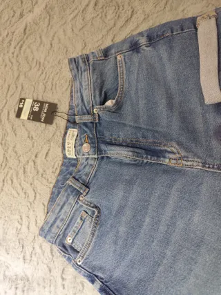 Vaqueros nuevos T38