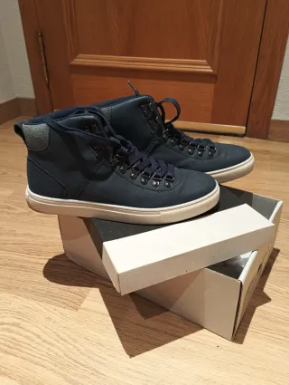 Botas deportivas azules