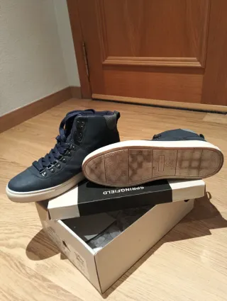 Botas deportivas azules