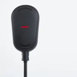 Saco de boxeo junior con guantes