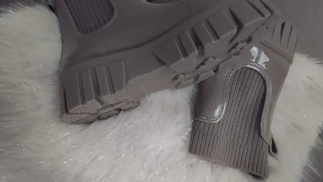 NUEVAS Botas de agua beige