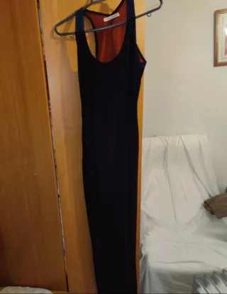 Vestido largo negro y rojo