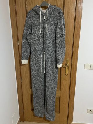 Mono pijama entero talla L