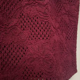 Camiseta Stradivarius encaje manga 3/4 burdeos S