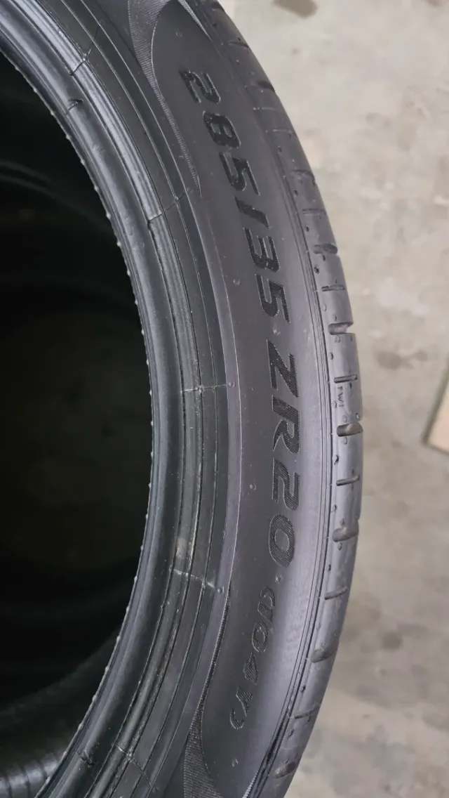 Neumáticos 285 35 20 Pirelli