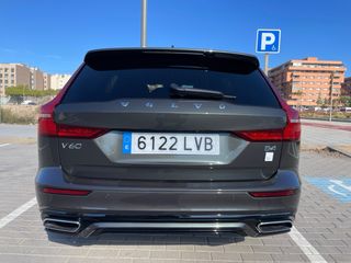 Volvo V60 2021