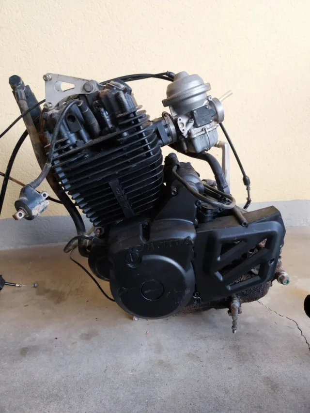 Despiece Cagiva T4 350