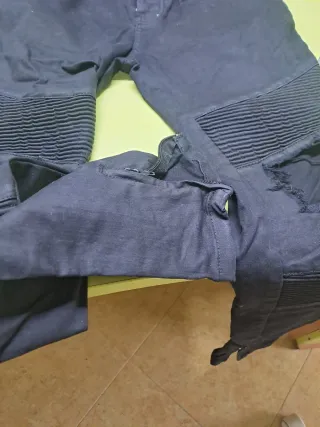 Pantaloni I'M BRIAN neri strappati