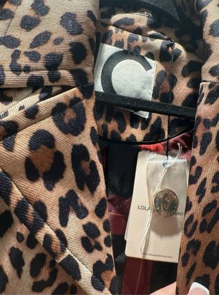 Chaqueta Trench Lola Casademunt Animal Print