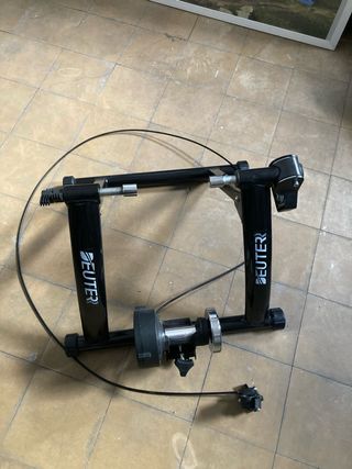 Rodillo de entrenamiento para bicicleta