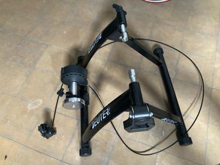 Rodillo de entrenamiento para bicicleta