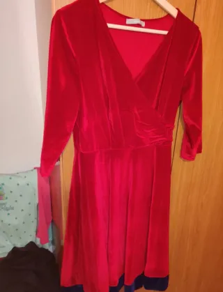 Vestido rojo de terciopelo