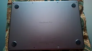 MacBook Pro M1 Pro 14 pulgadas,16GB RAM 512GB SSD