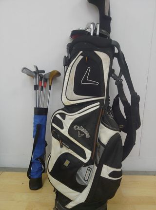Bolsa de golf Callaway con palos
