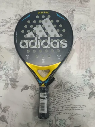 Pala Adidas Ryze Pro