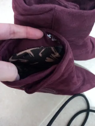 Botines de ante granates