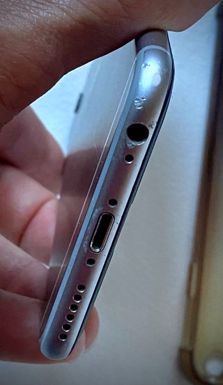 iPhone 6s Grigio Siderale 64GB + Accessori