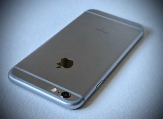 iPhone 6s Grigio Siderale 64GB + Accessori