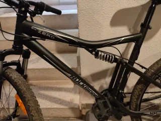 Bicicleta Montaña Rock Raider Six Zero