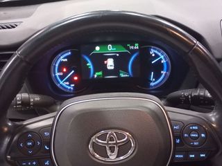Toyota Rav4 2.5l 220H Advance 4WD