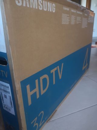 HD TV Samsung 32 n4300 class 4