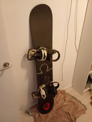 Tabla Snowboard Rossignol + Fijaciones Burton