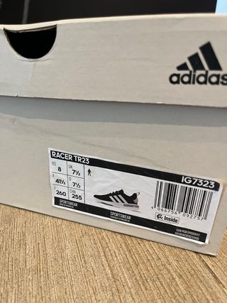 Zapatillas Adidas Racer TR23 Negras con Detalle Ro