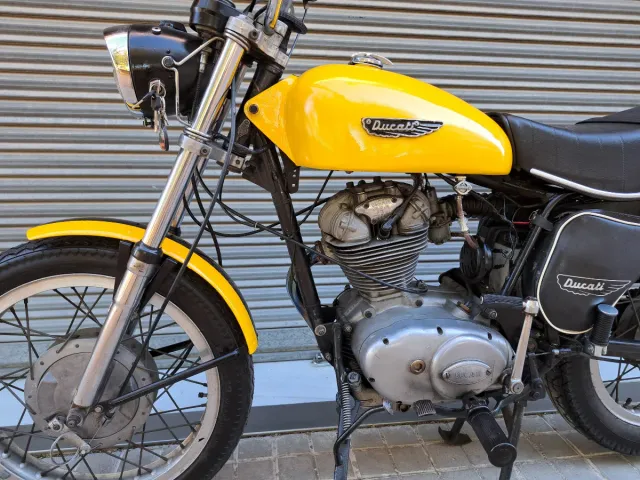 Ducati 250 Scrambler