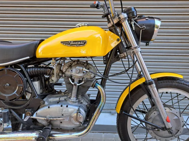 Ducati 250 Scrambler