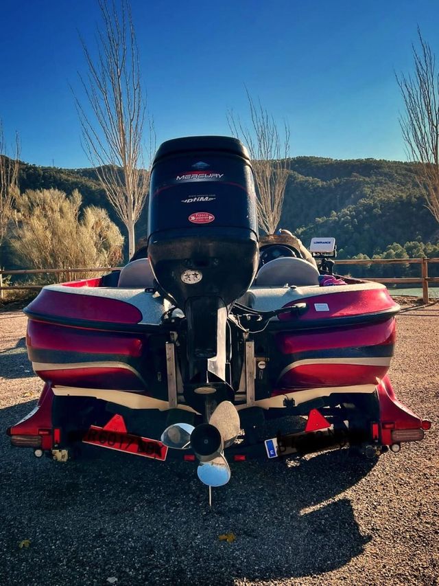 Barco bassboat Nitro 901 CDX Mercury Optimax 200