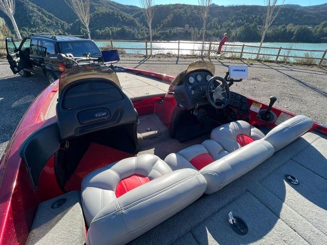 Barco bassboat Nitro 901 CDX Mercury Optimax 200