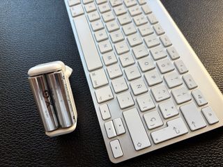 Apple Wireless Keyboard + Apple Battery Charger