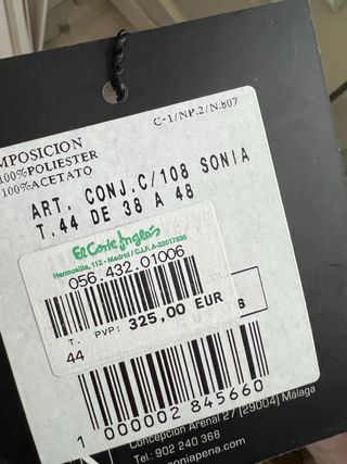 Vestido largo negro con estampado verde